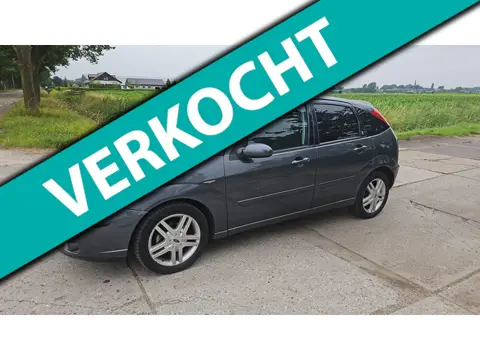 Ford Focus 2.0-16V Ghia/ clima/ automaat/ bj 2003/ 5 deurs