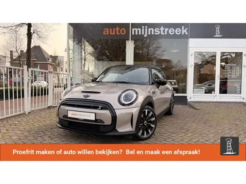 Mini Mini Electric MINI Electric Collection 33 kWh | SoH 100% | Eerste eigenaar, volledig MINI onder