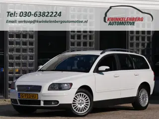 Volvo V50 2.5 T5 AWD SUMMUM/ TREKHAAK/ LEER/ HP AUDIO/ ALL-SEASON BANDEN