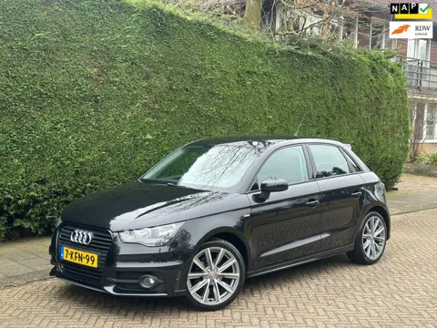 Audi A1 Sportback 1.2 TFSI Admired RIJDGOED/APK 6-26/NAVI