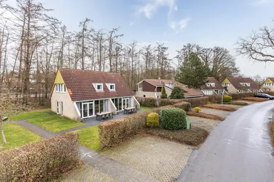 Woning aan de Heuvelweg te Vlagtwedde