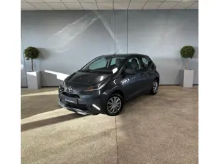 Toyota Aygo 1.0 VVT-i x-now - 1e-Eig - Airco - Cruise - Aux/Usb - 5Drs -