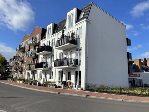 Te huur 3 kamer appartement Kromme Elleboog, Meppel