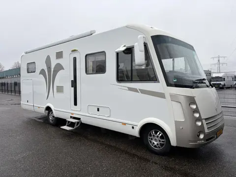 NIESMANN BISCHOFF FLAIR 8000 iLW 3.0 Aut Lengtebedden