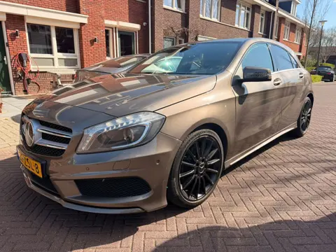 Mercedes-Benz A-klasse 180 AMG Navi Cruise PDC