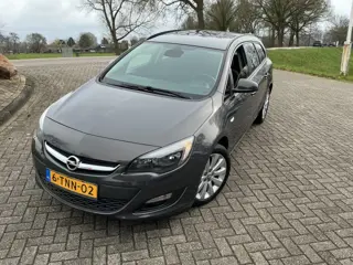 OPEL ASTRA 1.4 TURBO BERLIN