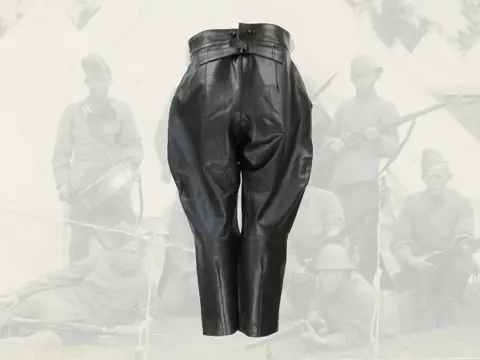 Koninklijke,Landmacht,WWII,Motorbroek,Zwart,Leer