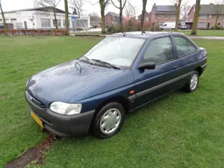 FORD ESCORT 3-6-2027  a p k 