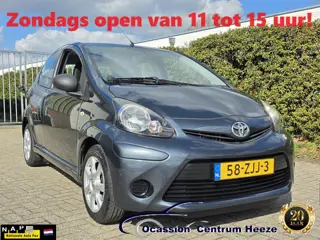 Toyota Aygo 1.0 VVT-i 5drs, NAP! Airco! Lm Velgen! Apk 12-2026! Zondag OPEN!