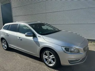 Volvo V60 2.4 D6 AWD Plug-In Hybrid Summum | SCHUIFDAK | WINTERPAKKET