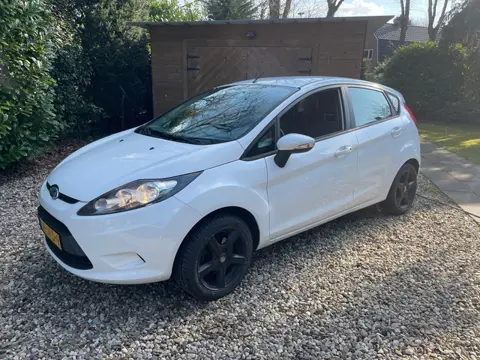 Ford Fiesta RIJKAAR/APK/HISTORY/BEURT/NAP/AIRCO/5drs//DIREKT MEE