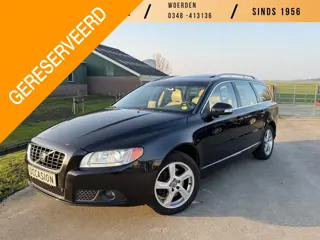 Volvo V70 2.5T Summum XENON | TREKHAAK | OPEN DAK | BLISS | RIEM V.V. |