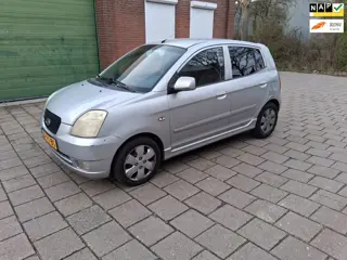 Kia Picanto 1.0 EX Sport APK NAP!