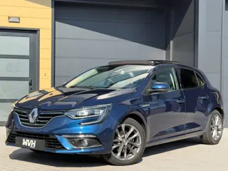 Renault Mégane 1.2 TCe Série Signature Exclusiv - Pano - Bose - Leder - Ambient - Camera - Massage -