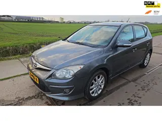 Hyundai I30 1.6i i-Motion/ automaat/ airco/ bj 2011