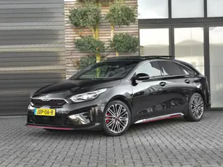 Kia ProCeed 1.6 T-GDI GT Panoramadak Alcantara adaptive cruise Stoelverwarming