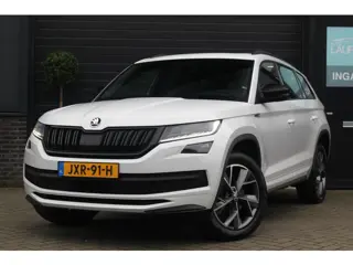 Skoda Kodiaq 2.0 TSI 4x4 Sportline Business | Panoramadak | Trekhaak | stuur en stoelverwarming | Bo
