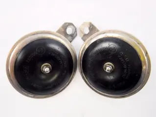 Used claxonset hoog&amp;laag /S