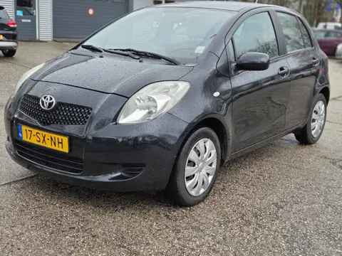 Toyota Yaris 1.3 VVTi Sol AIRCO