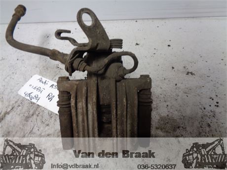 Audi A3 Sportback 2004-2008 Remklauw rechts achter