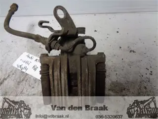 Audi A3 Sportback 2004-2008 Remklauw rechts achter