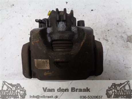 Citroen C4 Grand Picasso 2007-2013 Remklauw rechts voor