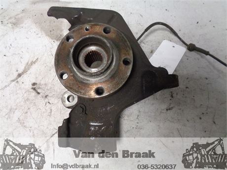 Fiat Doblo 2015-2022 Fusee links voor