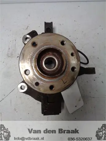 Renault Scenic 2009-2016 Fusee links voor