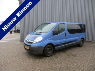 Opel Vivaro Combi 2.5 CDTI L2 9 Persoons personenbus