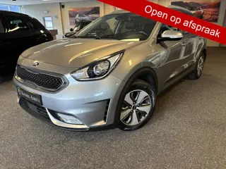 Kia Niro 1.6 GDi Hybrid DynamicPlusLine trekhaak, stuur en stoel verwarming, leder, navigatie trekha