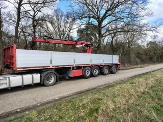 PACTON T4 STENENTRAILER MET KRAAN 4 ASSER, STUUR/ LIFT