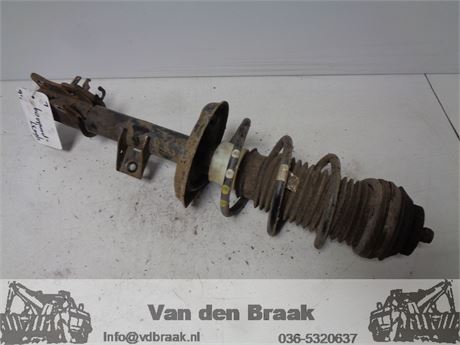 Fiat Panda 0.9 TwinAir 2012-2020 Veerpoot links voor