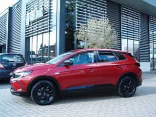 Opel GRANDLAND 1.2 Turbo Hybrid GS