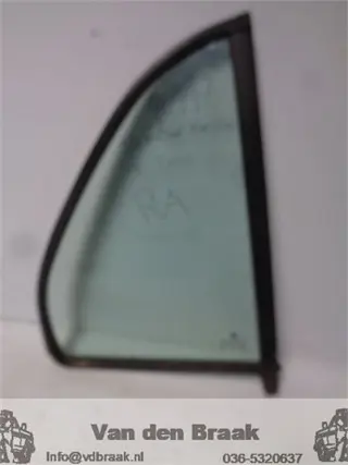 Skoda Fabia 4 deurs Sedan 2001-2007 Scheerraam rechts achter