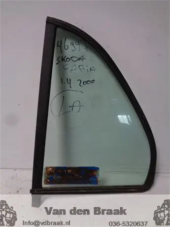 Skoda Fabia 4 deurs Sedan 2001-2007 Scheerraam links achter