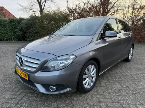 Mercedes-Benz B-klasse 180 Ambition Autom/Navi/Stoelverw/Cruise