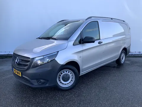 Mercedes-Benz Vito 114 CDI Lang Airco Cruise Navi Camera Trekhaak 2000 kg Euro 6