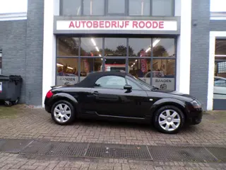Audi TT 1.8 5V Turbo CABRIO NETTE AUTO (bj 2004)