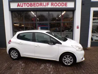 Peugeot 208 1.0 VTi 5-Drs AIRCO, MOTOR LAMPJE AAN WEL RIJDBAAR!