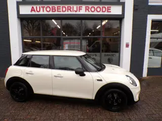 MINI Mini 1.2 Cooper 5-Drs Pepper NAVI,PDC,TOP STAAT!
