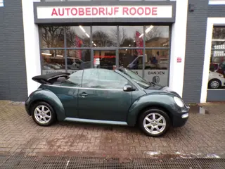 Volkswagen New Beetle Cabriolet 1.6 Turijn ZEER NETJES ,APK,NAP !!!