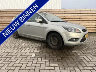 Ford Focus 1.8 Titanium Cruise / Clima / trekhaak