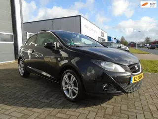Seat Ibiza SC 1.6 TDI Sport-up airco cruise pano dak!!!