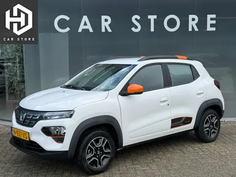 Dacia Spring Comfort Plus 27 kWh Navi Camera Leder