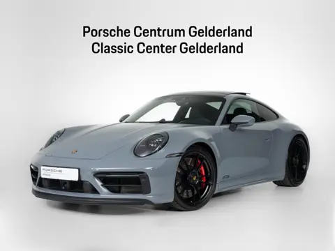 Porsche 911 Carrera GTS