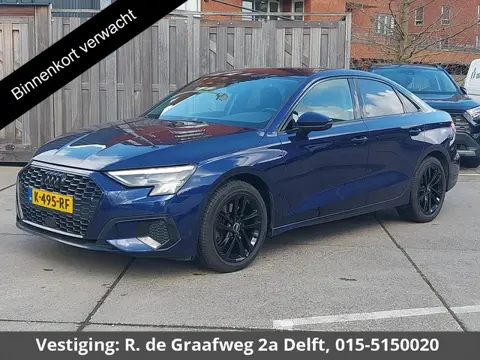 Audi A3 Limousine 35 TFSI Black Business Edition | Navigatie | Parkeersensoren |