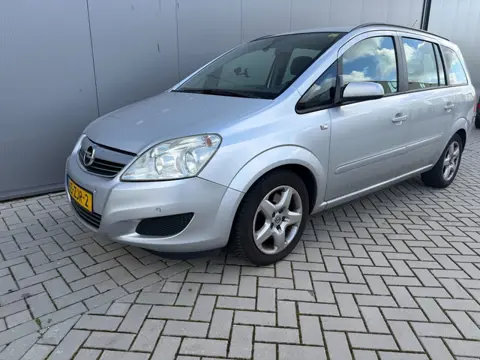 Opel Zafira 1.9 CDTi Cosmo