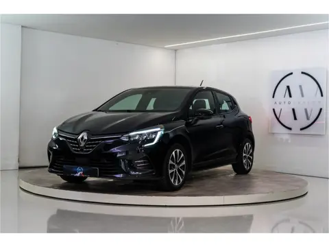 Renault Clio 1.0 TCe Bi-Fuel Intens 92PK | Carplay | Airco | Cruise | LED | Keyless | Garantie