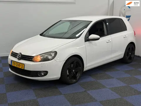 Volkswagen Golf 1.4 TSI Trendline / MULTIEMEDIA-NAVI / RIJDT SCHAKELT GOED