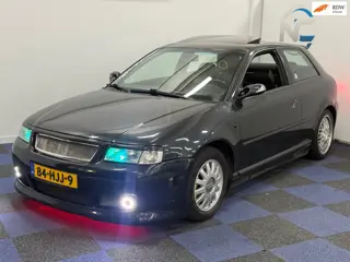 Audi A3 1.8 5V Turbo Attraction / AUTOMAAT / LIEFHEBBERS AUTO / NIEUWE APK